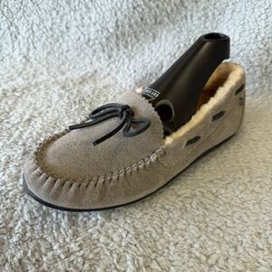 Abeo Slippers Women 6 Gray Suede Halifax Sheepskin Lined Moccasin Shoe Slip On
